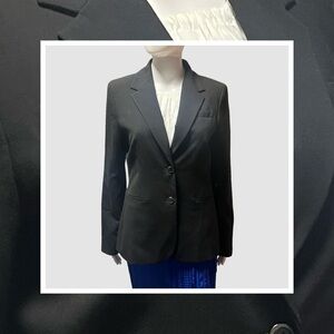 Calvin Klein Black Blazer with Notched Lapels and Tailored Fit